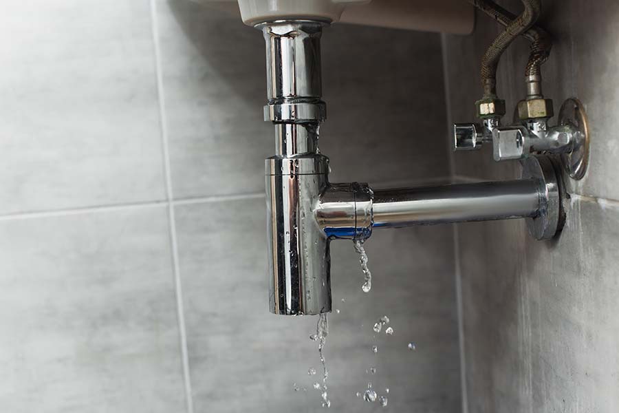 Reparación de fugas de agua y gas