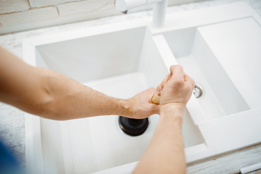 Consejos para evitar atascos en las tuberías del hogar
