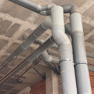 Instalación y reparación de sistemas de evacuación de aguas pluviales